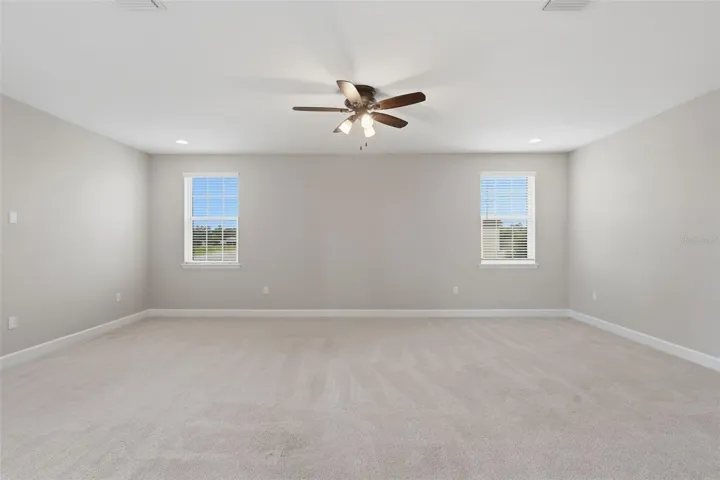 UPSTAIRS LOFT
