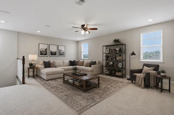 UPSTAIRS LOFT
