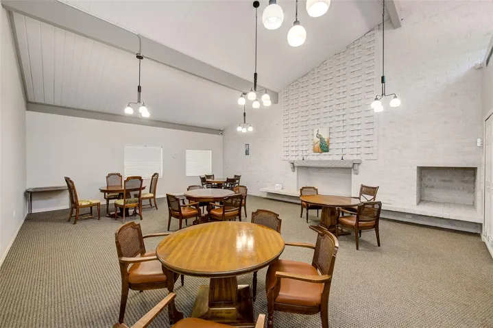 community card room