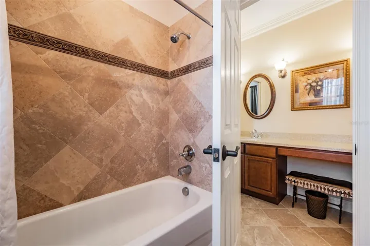 Jack & Jill Bath for Bedrooms 4 & 5 Upstairs