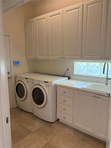Laundry Room leads to garage