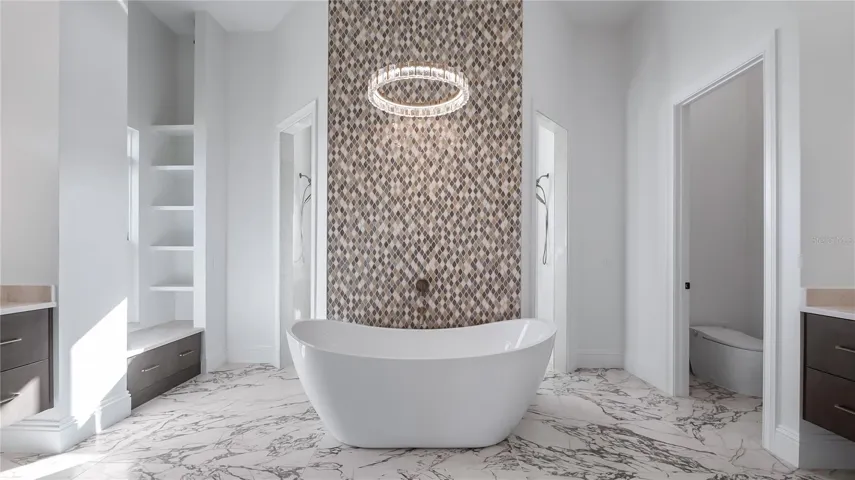 Primary bath