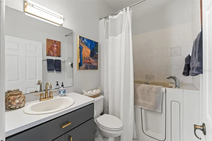 main home guest bathroom