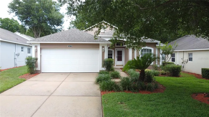 Welcome Home! 3675 Eversholt St