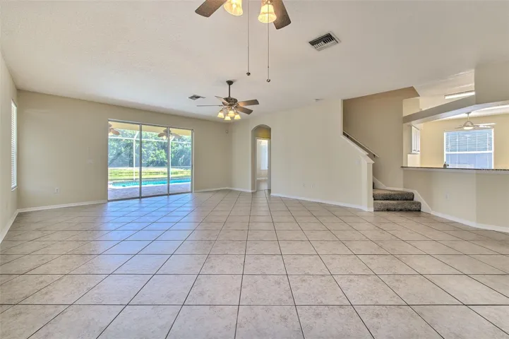 Dining/Living room combo