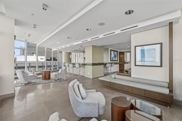 6th Floor Club Room