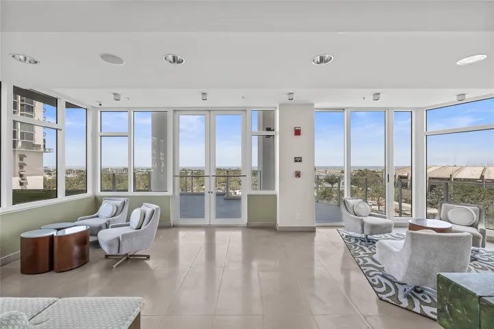 6th Floor Club Room