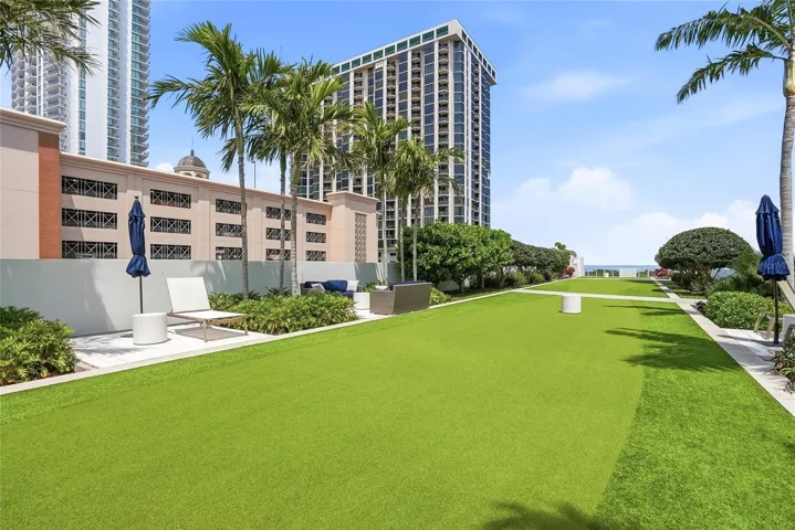 Amenity Deck