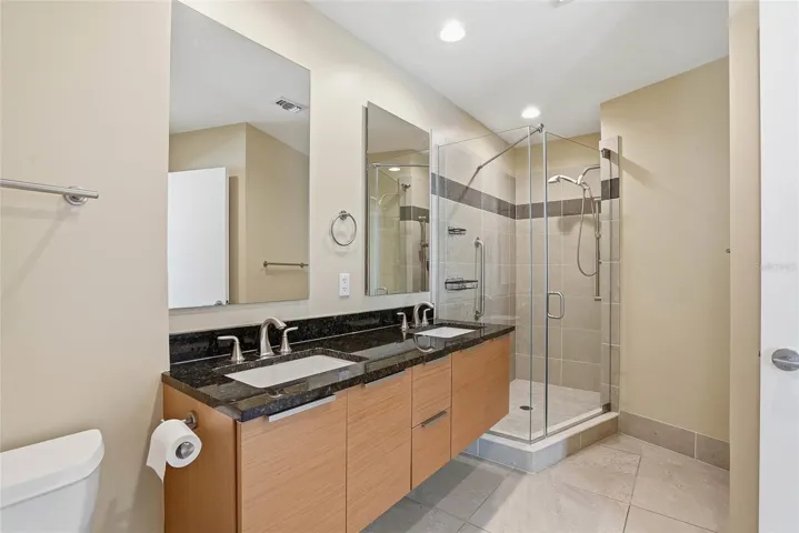 En Suite Primary Bath