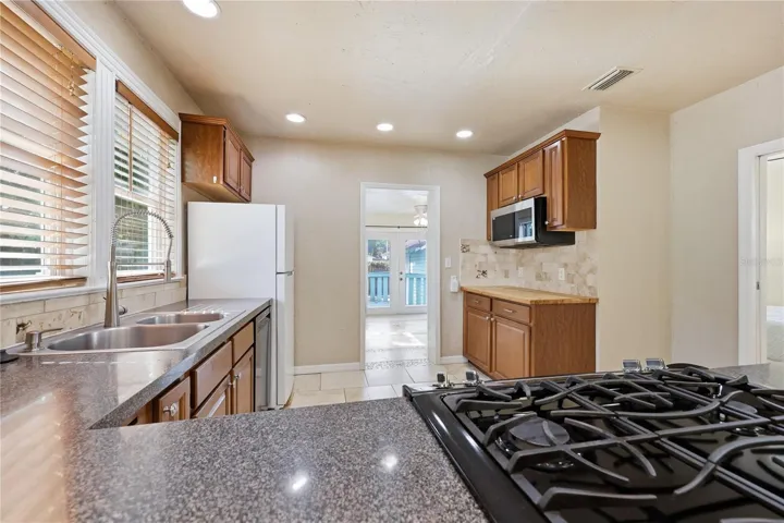 Pass-through from dining to kitchen