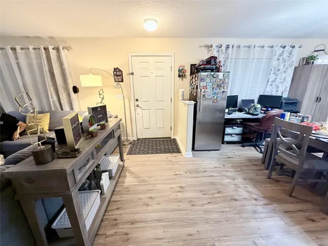 Entrance &Dining room