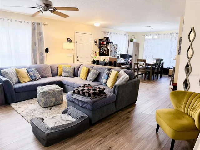 Living room & Dining room combo