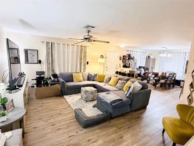 Living room & Dining room combo