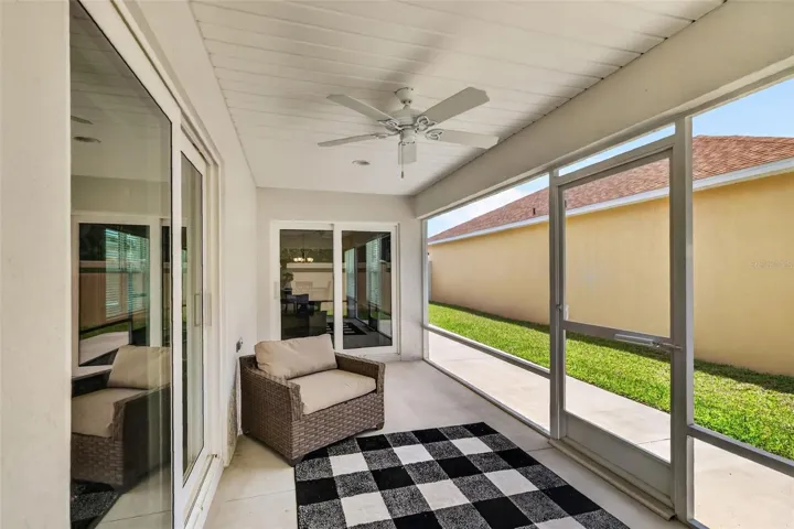 Spacious Lanai