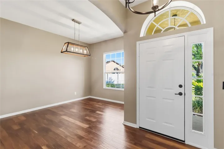 Entrance/Dining Room