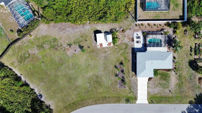 Lot with great opportunity.