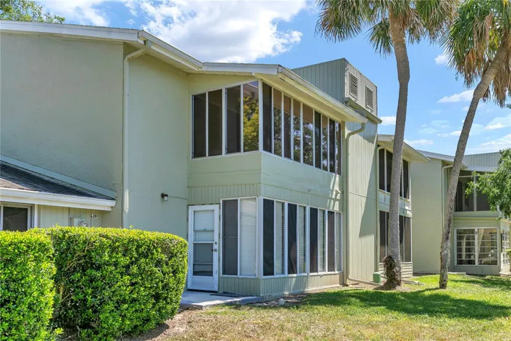 637 SILVER PASS UNIT B, OCALA FL