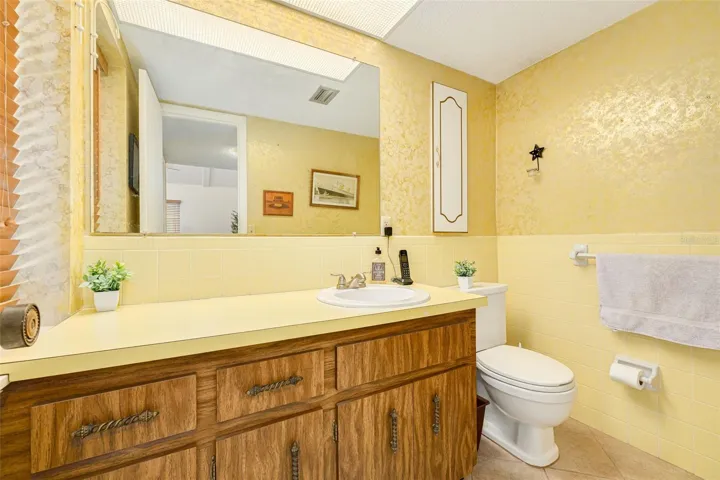 Half bathroom