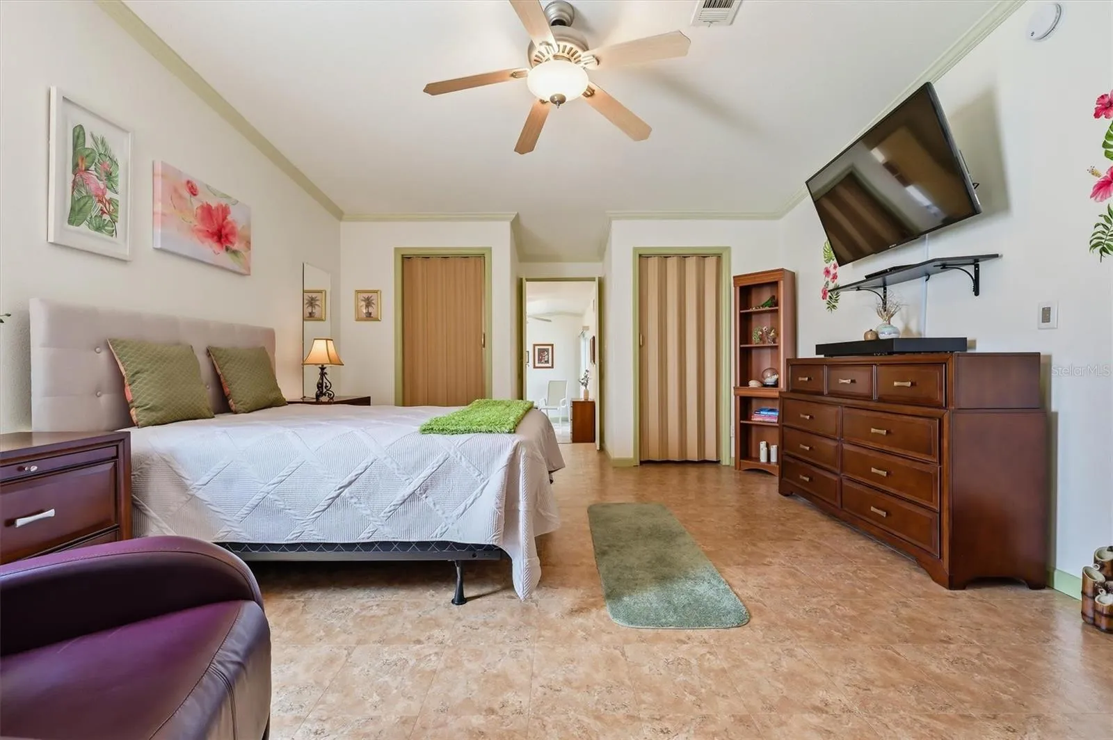 Main bedroom