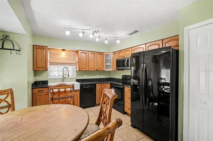 Eat In Kitchen