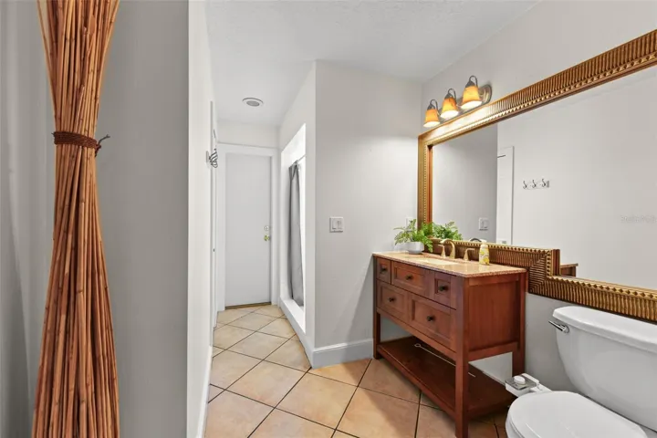 Full Bathroom #3 (Downstairs - West Side of the house)