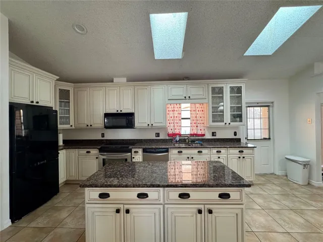 Kitchen Full View