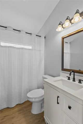 Bathroom 3 by 4th back Bedroom, also can be used as a  Cabana bath