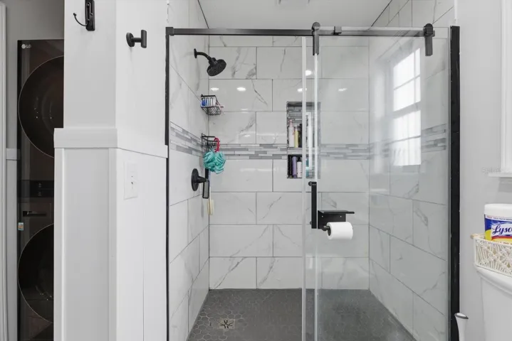 2nd bathroom