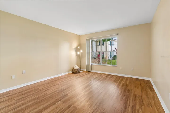 Primary Bedroom/ facing backyard