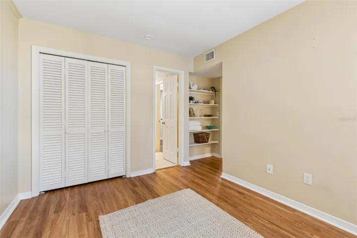 2nd bedroom/ facing front