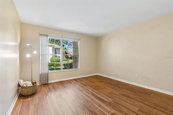 Primary Bedroom/ facing backyard