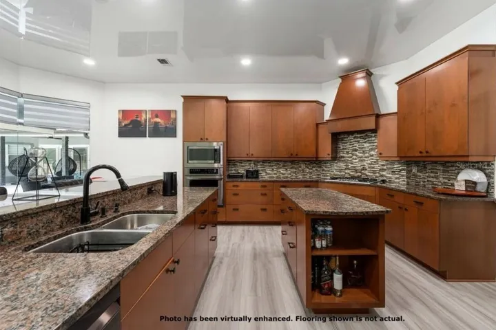 Floor potential with matching LVP