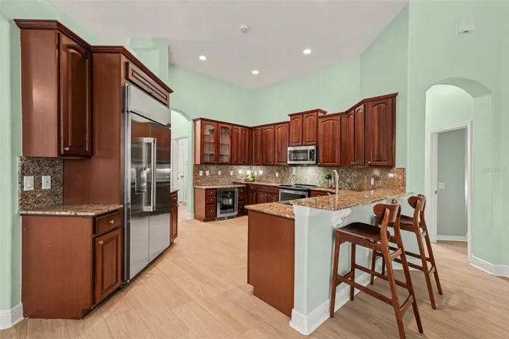 Eat in kitchen space