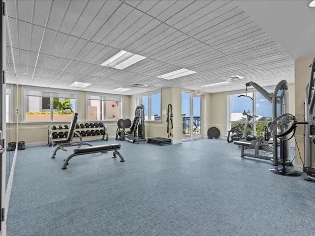 5th floor amenity fitness