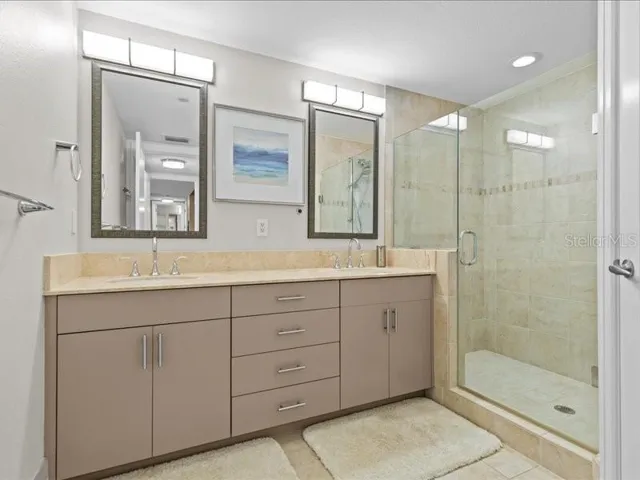 Primary bath
