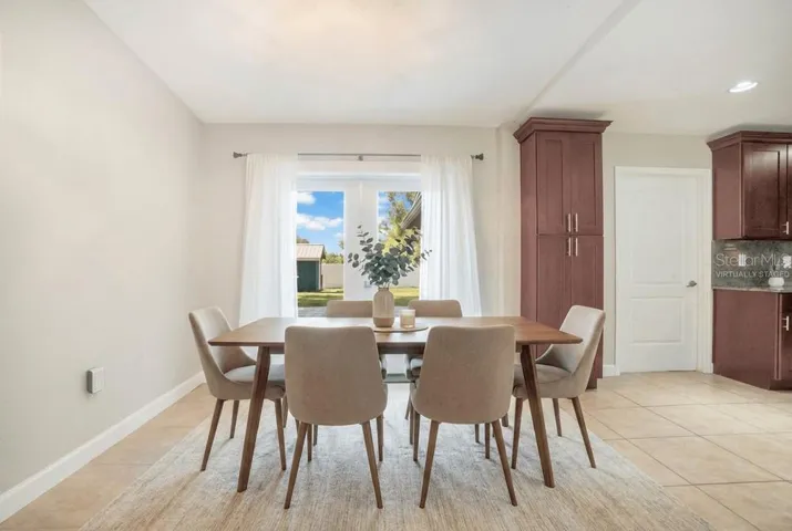 Virtually Staged dining room