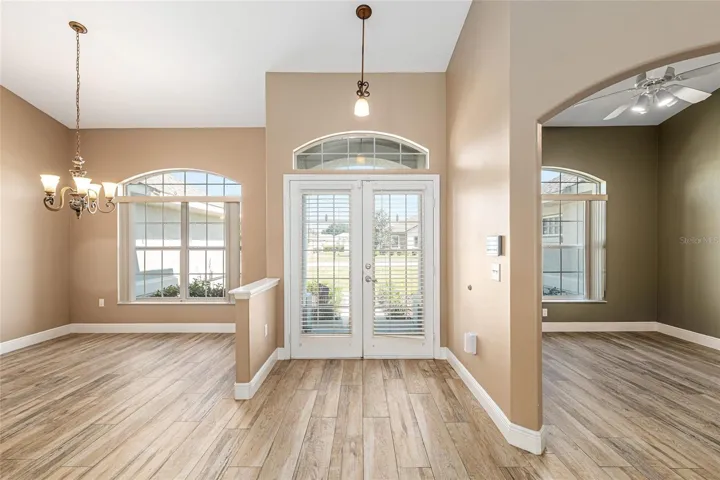 FOYER