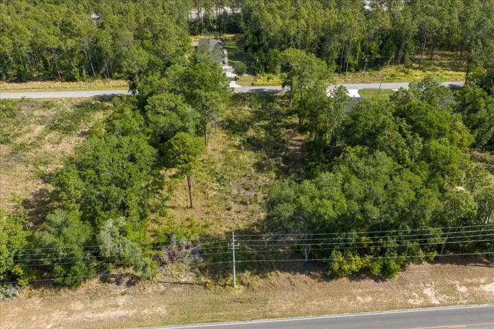 View of subject property and surrounding area facing north