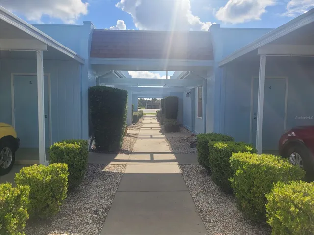 new paint color in condo breezway