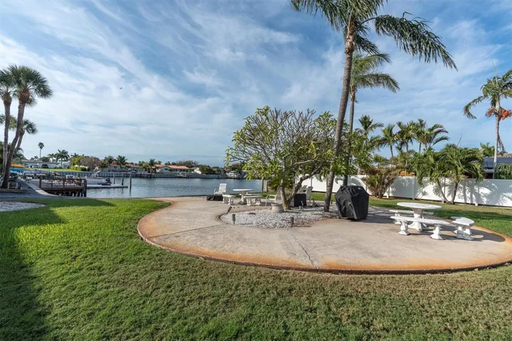 picnic & grilling area