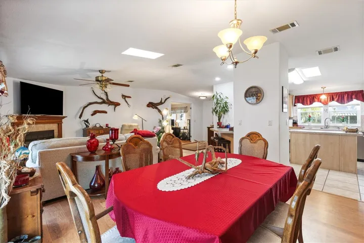 Dining room / Living room combo