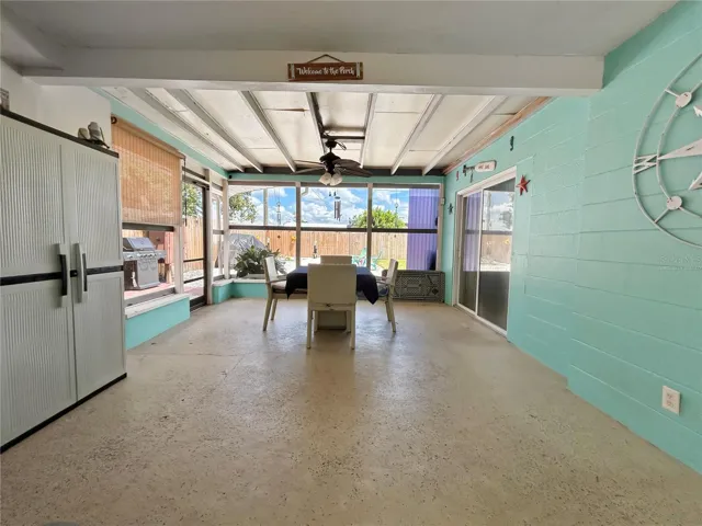 Patio (Virtually Staged)