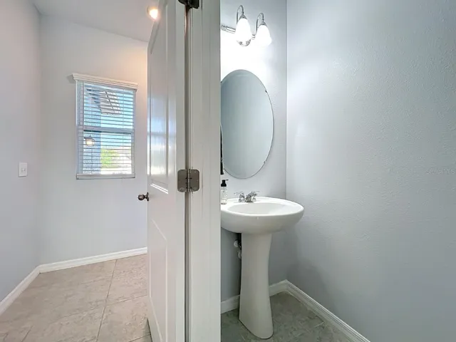 Powder Room - 1