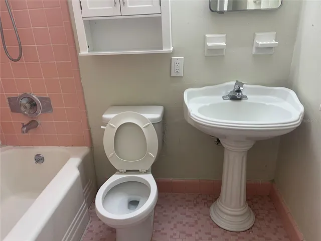 1170