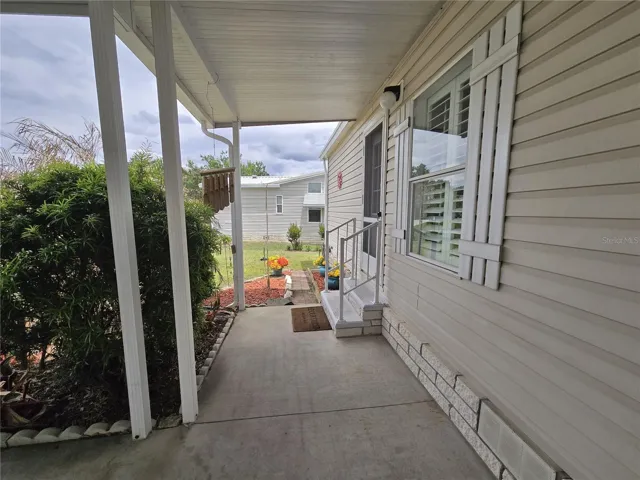 entry front