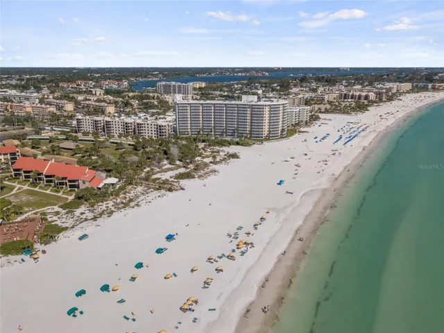ON FAMOUS CRESCENT BEACH