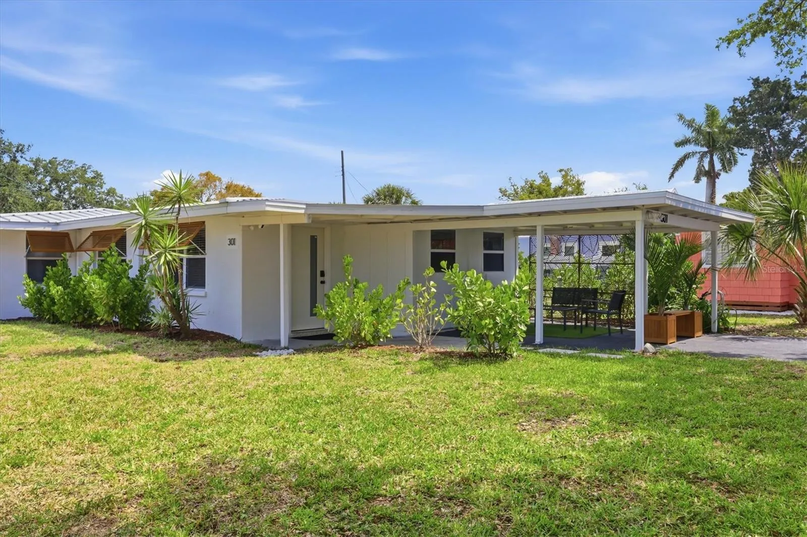 301 28th St, 1/1 Air BNB