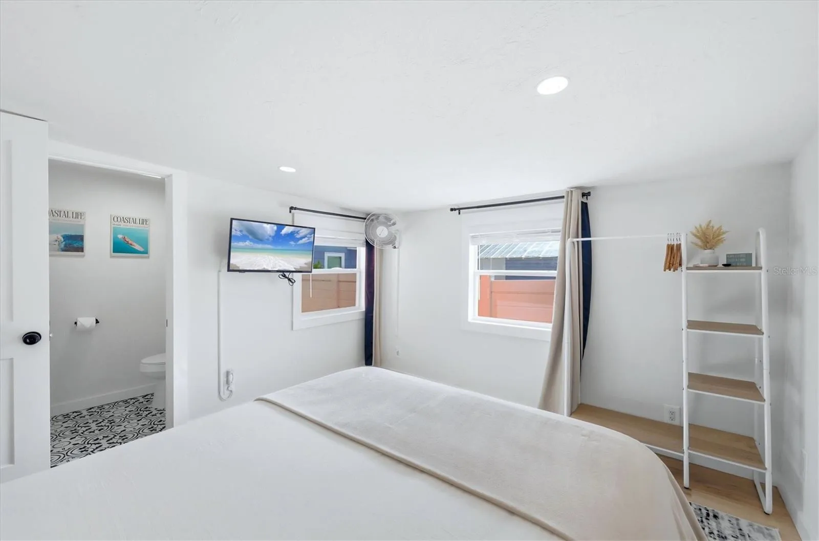 Room, no closet