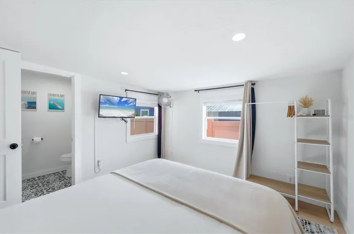 Room, no closet