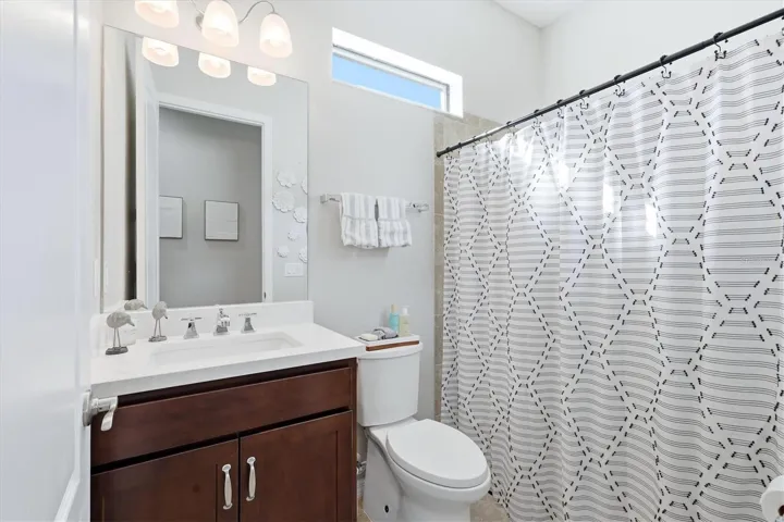 Bathroom 3 on 1st floor